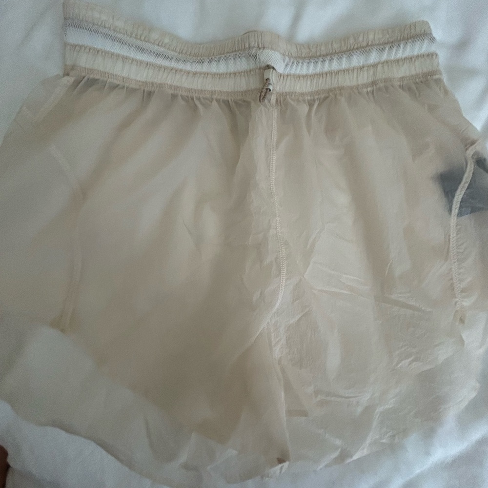 Lululemon women’s Step Out cream shorts